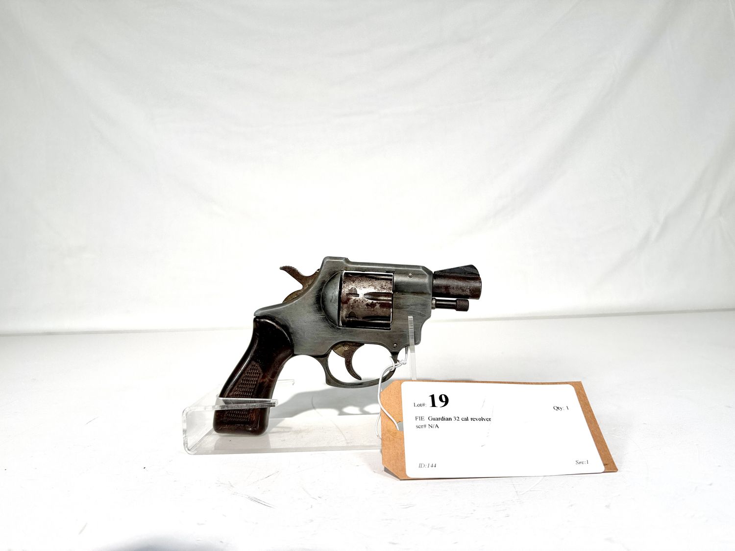 19 FIE  Guardian 32 cal revolver