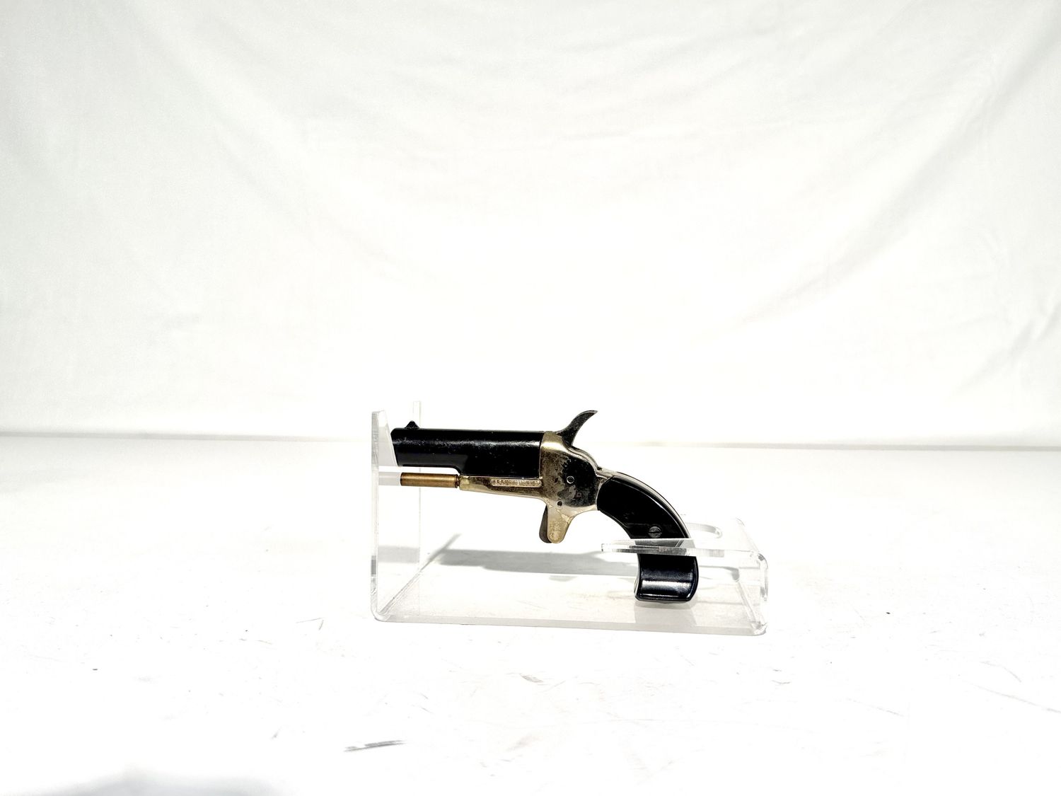 28 Set of 2 GPC model 10 22 cal derringers