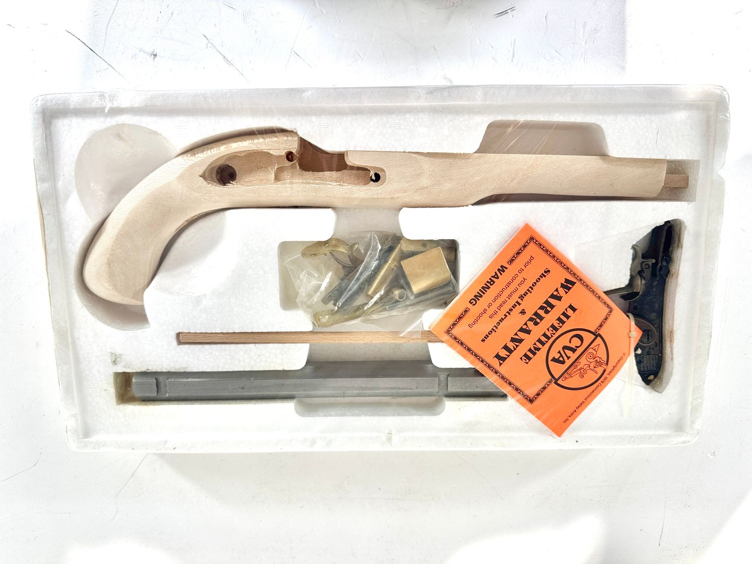 33 CVA 45 cal black powder Kentucky pistol kit