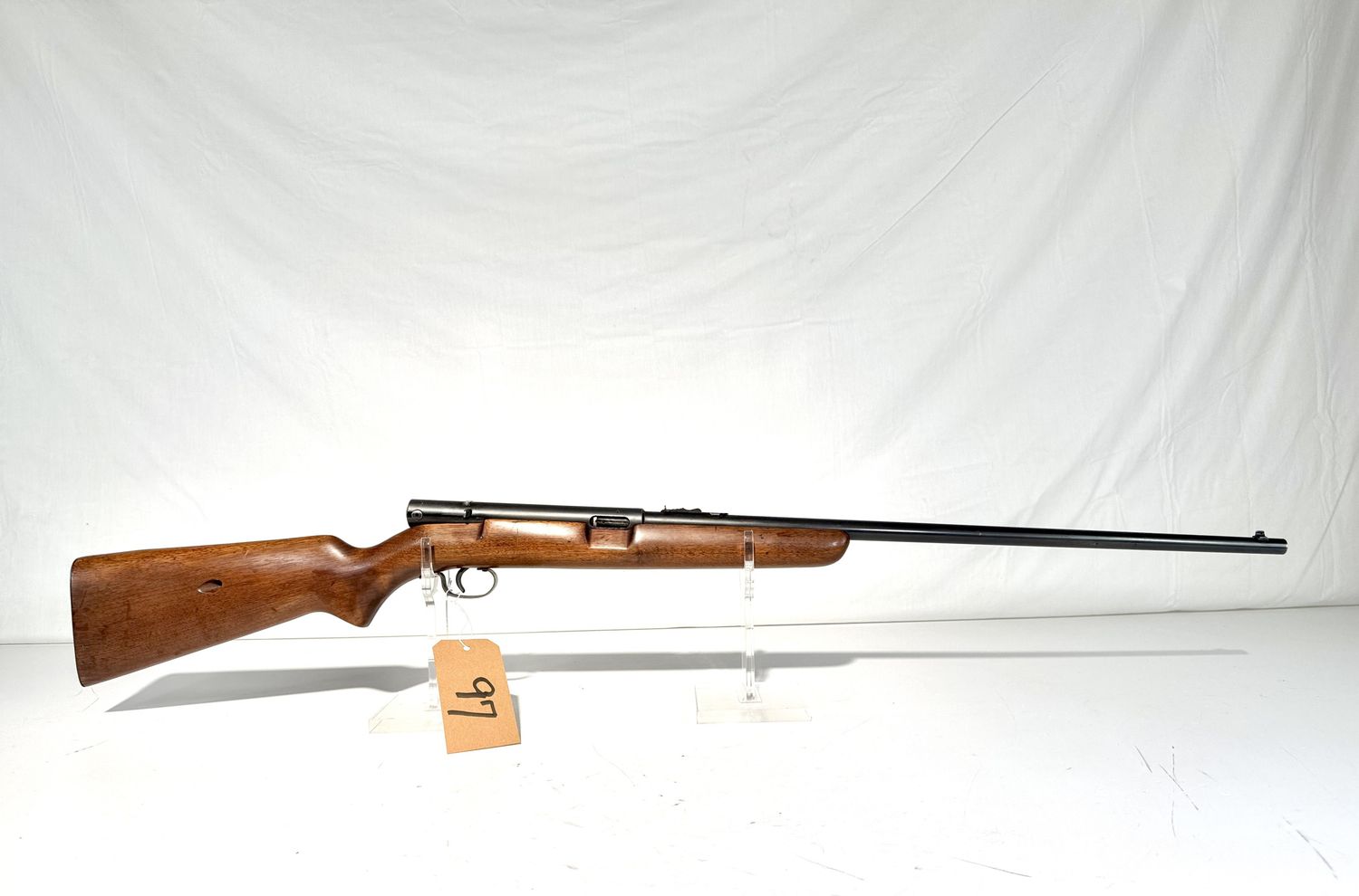 97 WINCHESTER MOD 74 22 SHORT SEMI AUTO RIFLE