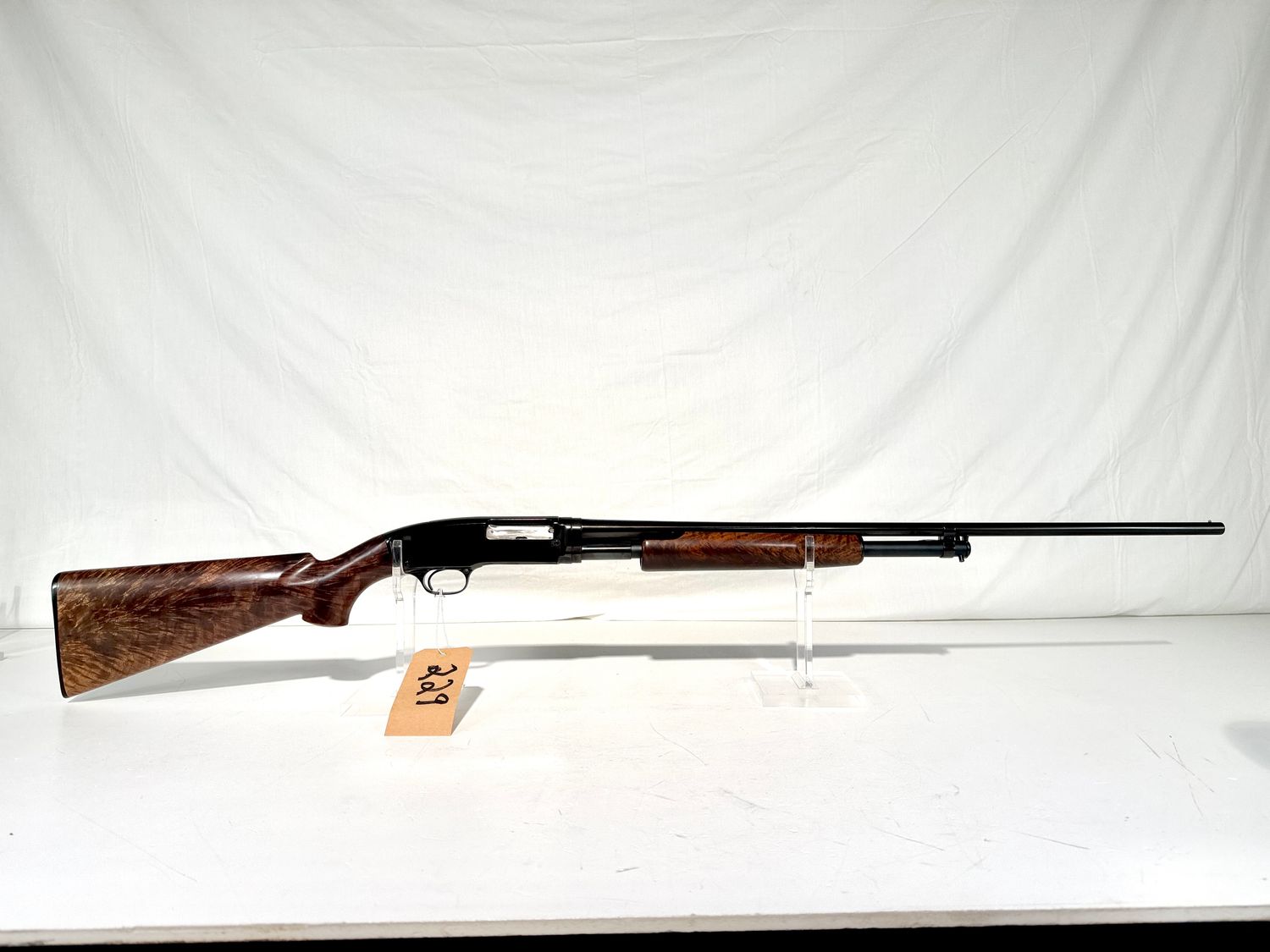 229 WINCHESTER MODEL 42 .410 PUMP SHOTGUN