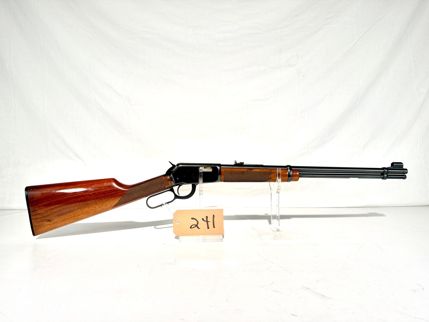 241 WINCHESTER 9422 XTR 22 LR LEVER ACTION RIFLE