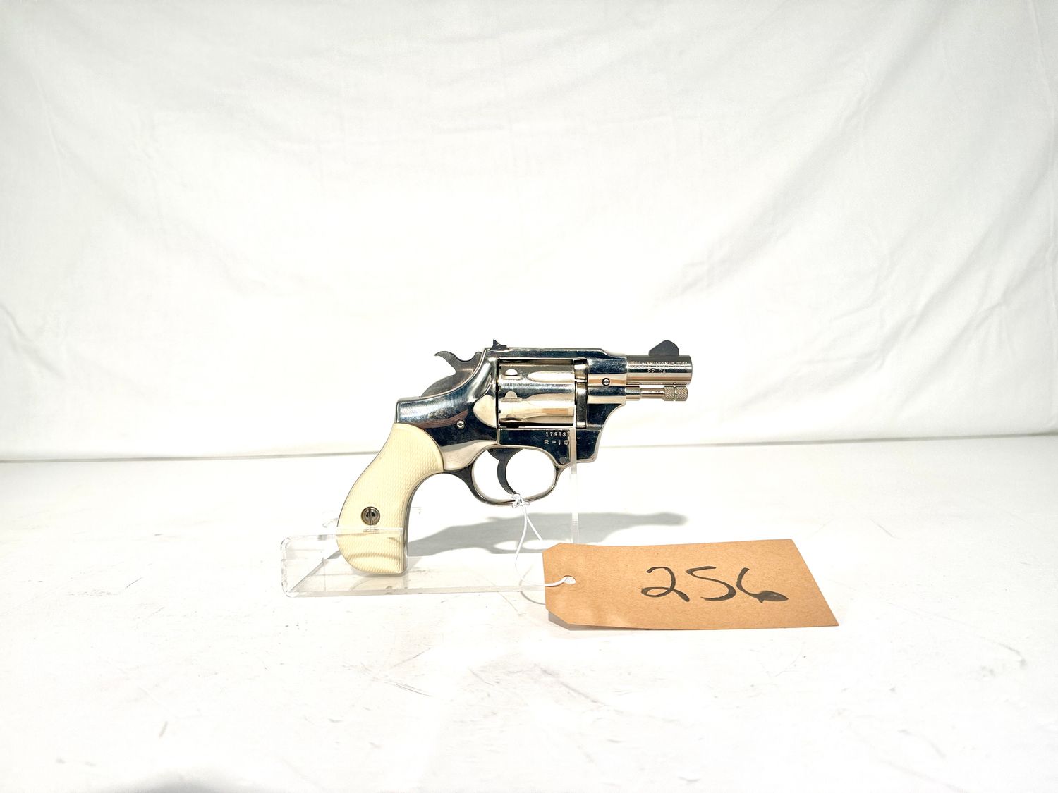 256 HIGH STANDARD MOD 108 22LR REVOLVER