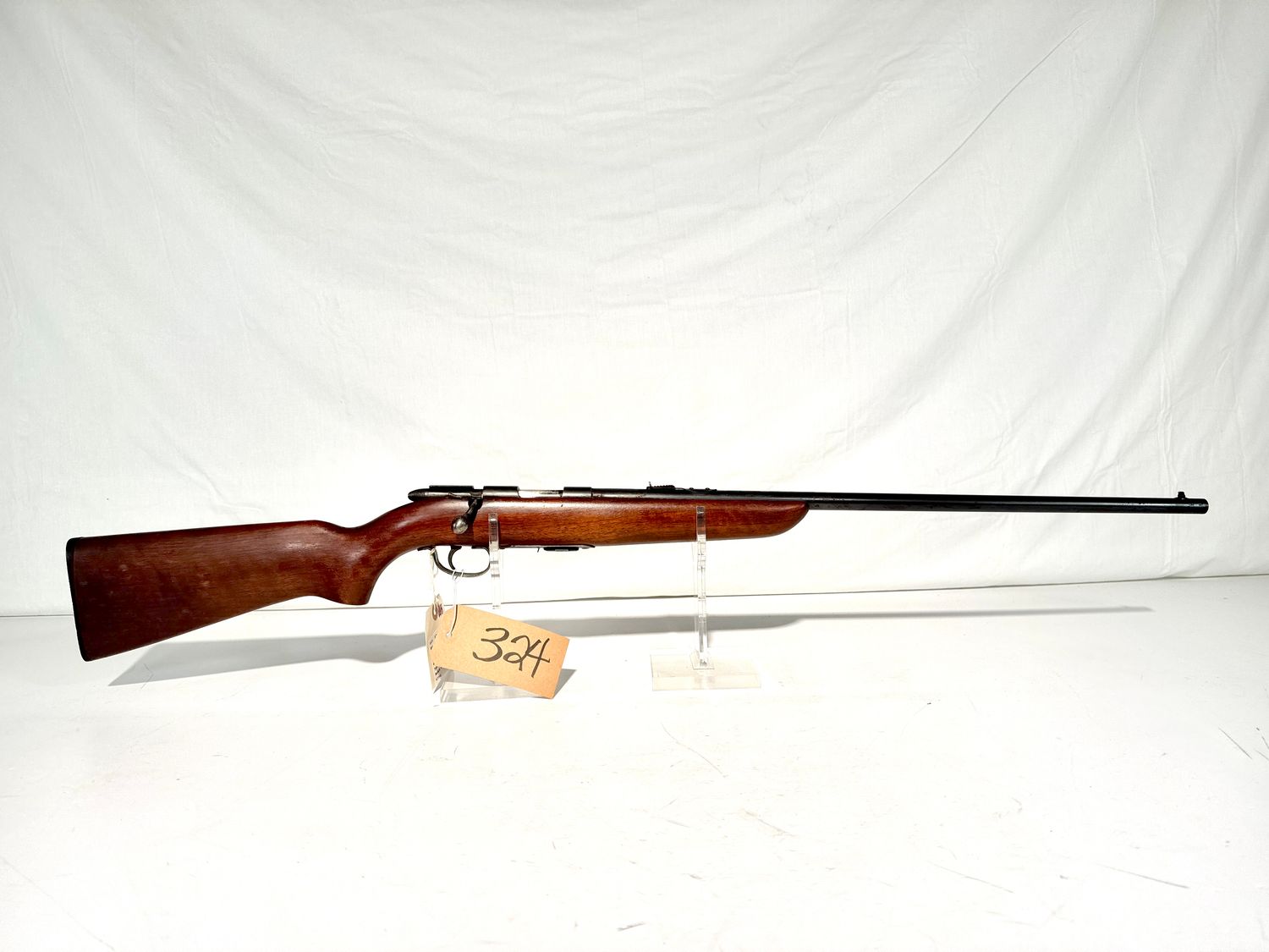 324 REMINGTON 511 22 S/L/LR BOLT ACTION RIFLE