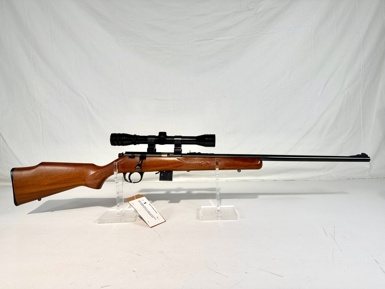 1 MARLIN 925M 22WRF CAL BOLT ACTION RIFLE