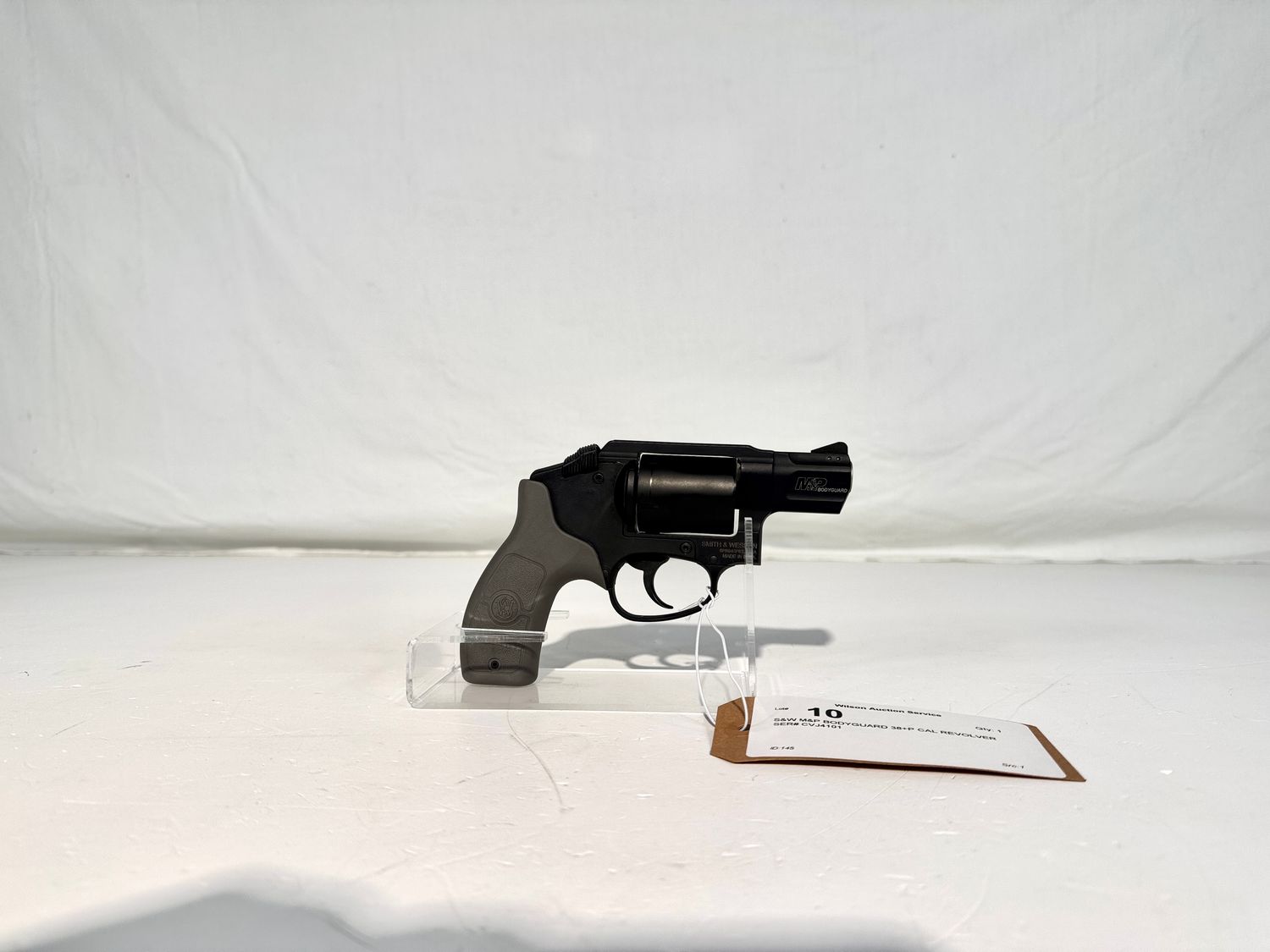 10 S&amp;W M&amp;P BODYGUARD 38+P CAL REVOLVER