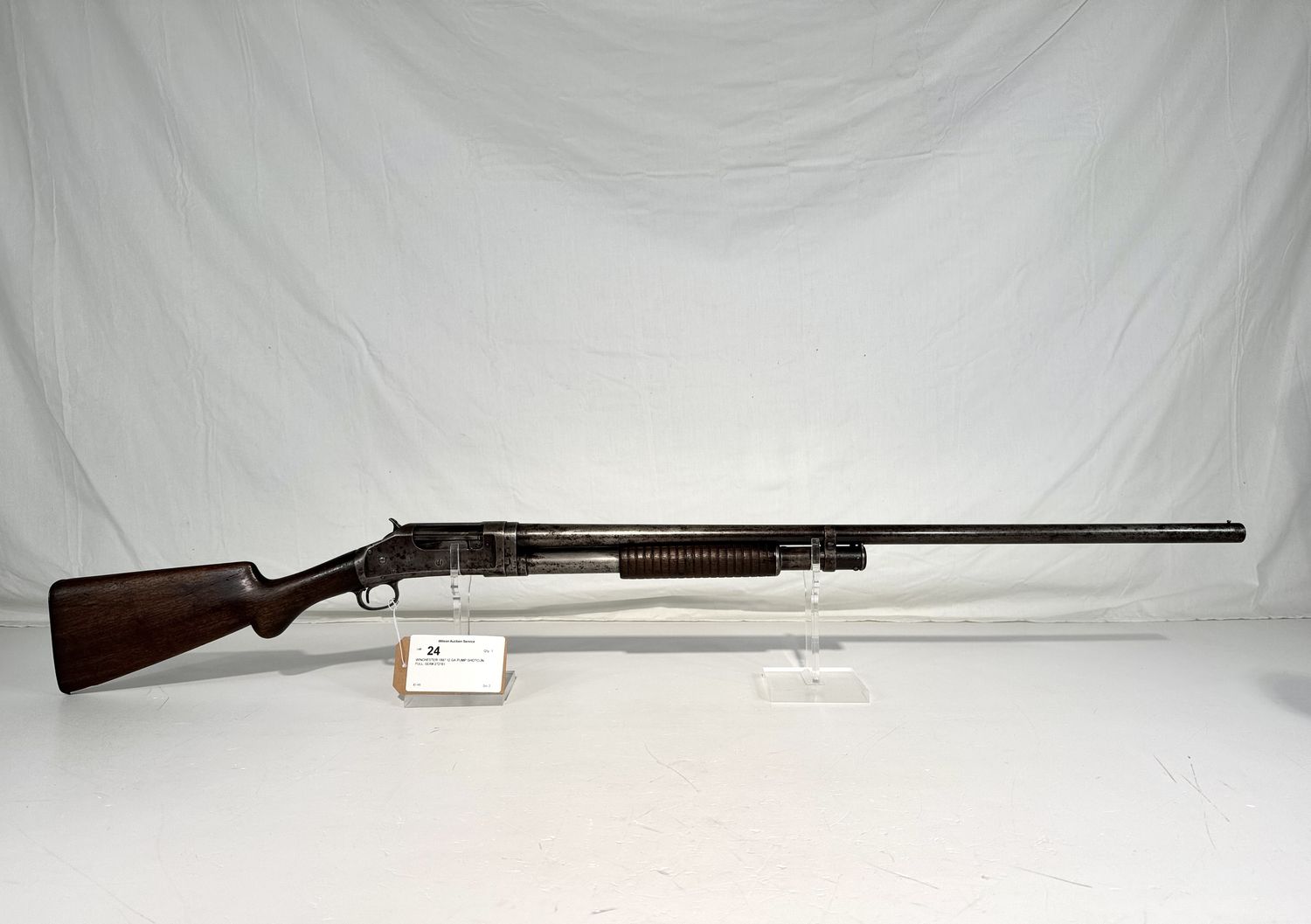 24 WINCHESTER 1897 12 GA PUMP SHOTGUN