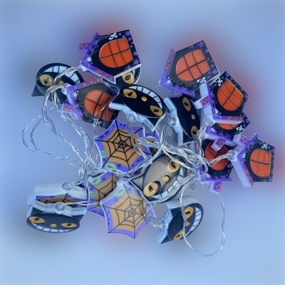 სანათი - კატა, ობობის ქსელი, სახლი