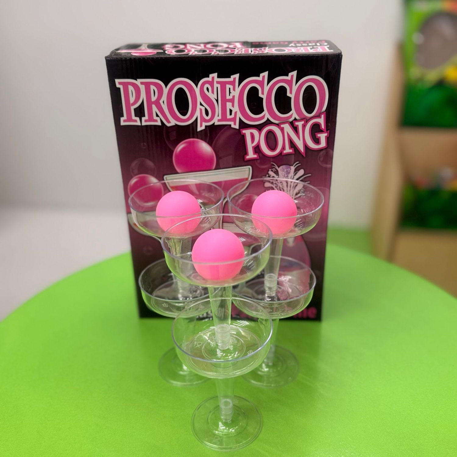 სამაგიდო თამაში - prosecco pong სასმელი სათამაშო