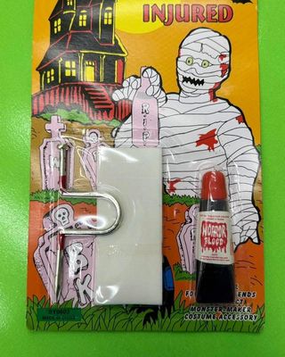 ჰელოუინის დეკორაცია - horror injured