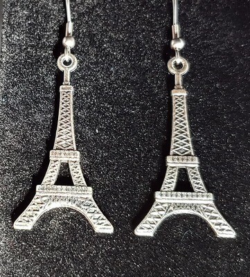 Eiffel Tower Plain Earrings