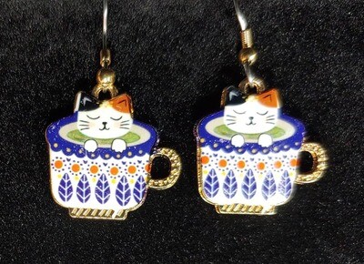 Kitten In Teacup earrings