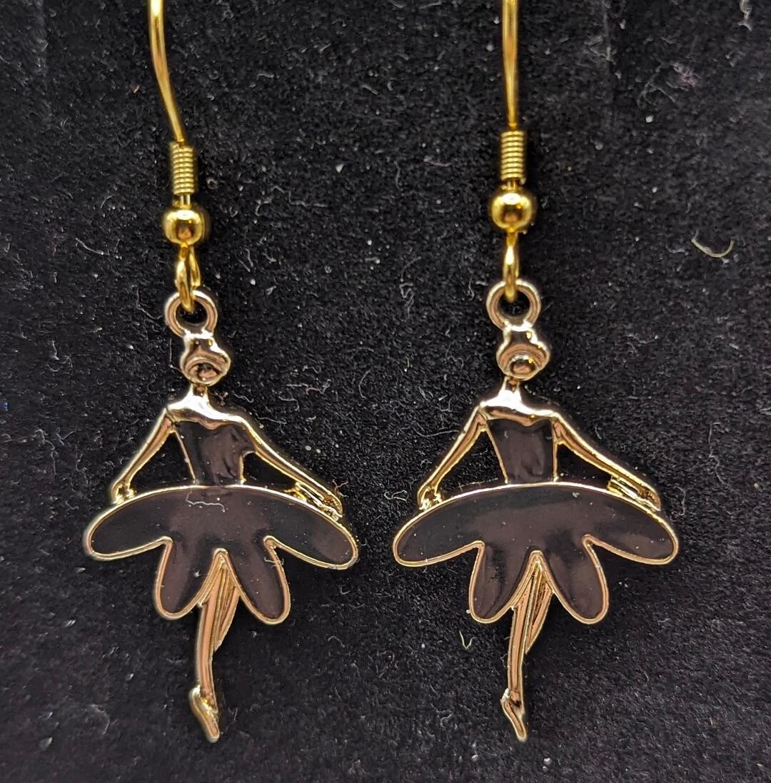 Dancing Ladies in Gold and Black