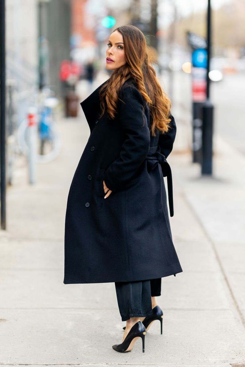 Manteau femme long avec ceinture - Noir