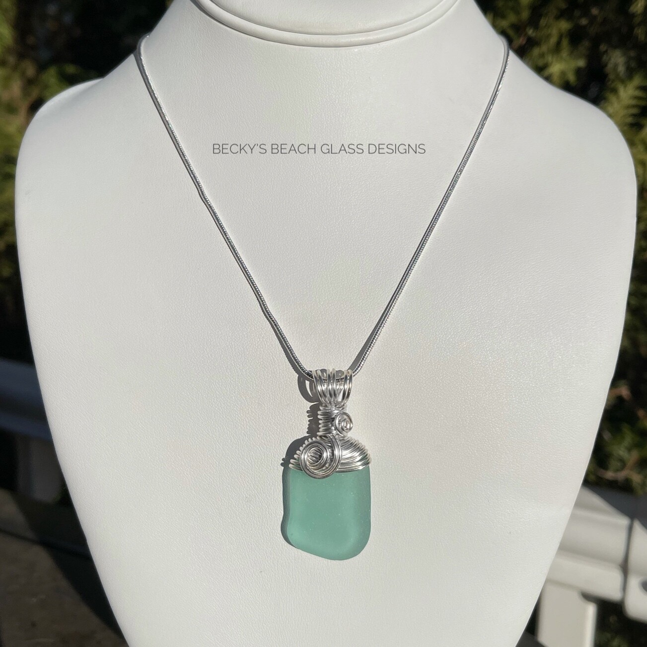 (SOLD-ASHTABULA SHOW 6/26/21) Sea Glass Necklace