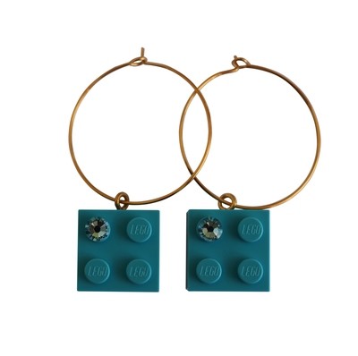​Turquoise Blue LEGO® brick 2x2 with a Blue SWAROVSKI® crystal on a Gold plated hoop