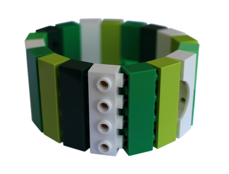 ​Collectible bracelet Model 24 - made from LEGO® bricks on stretchy cords - LUCK - SAINT PATRICK&#39;S DAY