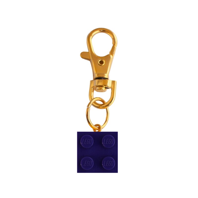 ​Purple LEGO® brick 2x2 on a Gold keyring (keychain)