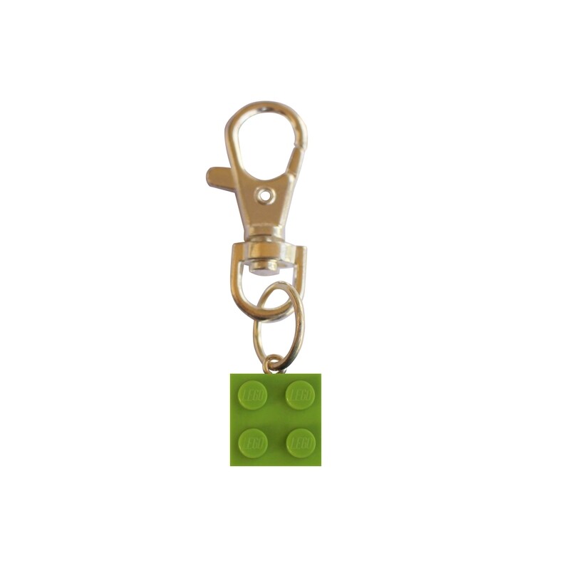 ​Light Green LEGO® brick 2x2 on a Silver keyring (keychain)