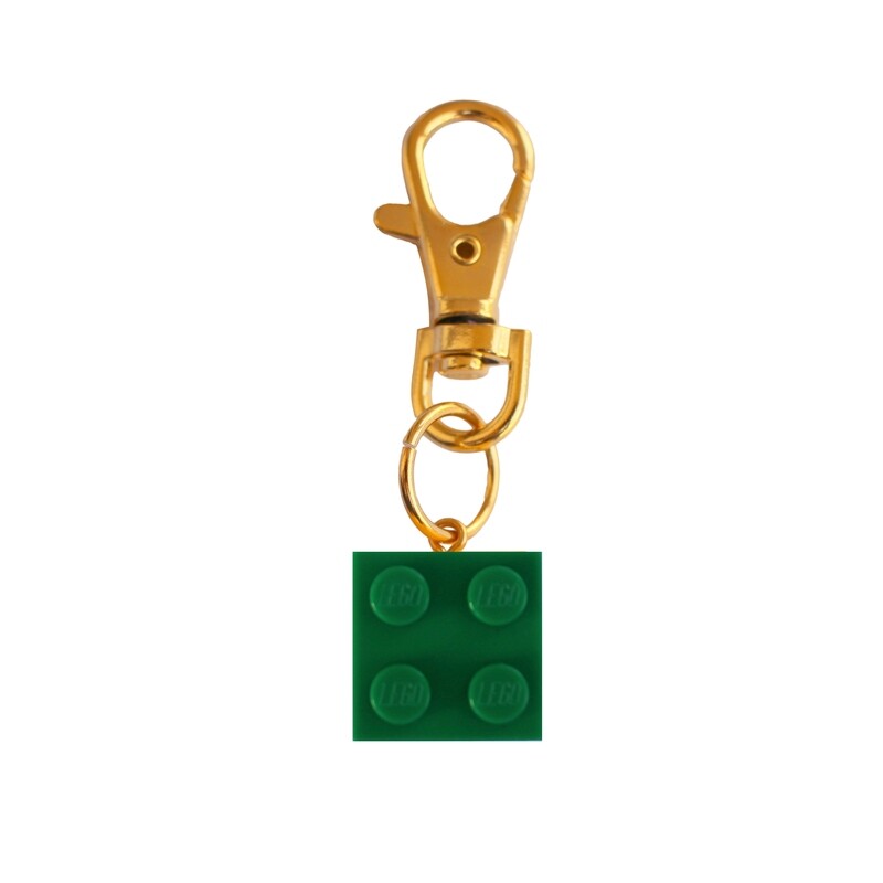 ​Dark Green LEGO® brick 2x2 on a Gold keyring (keychain)