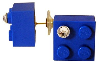​Dark Blue LEGO® brick 2x2 with a ‘Diamond’ color SWAROVSKI® crystal on a Gold plated stud/silicone back stopper