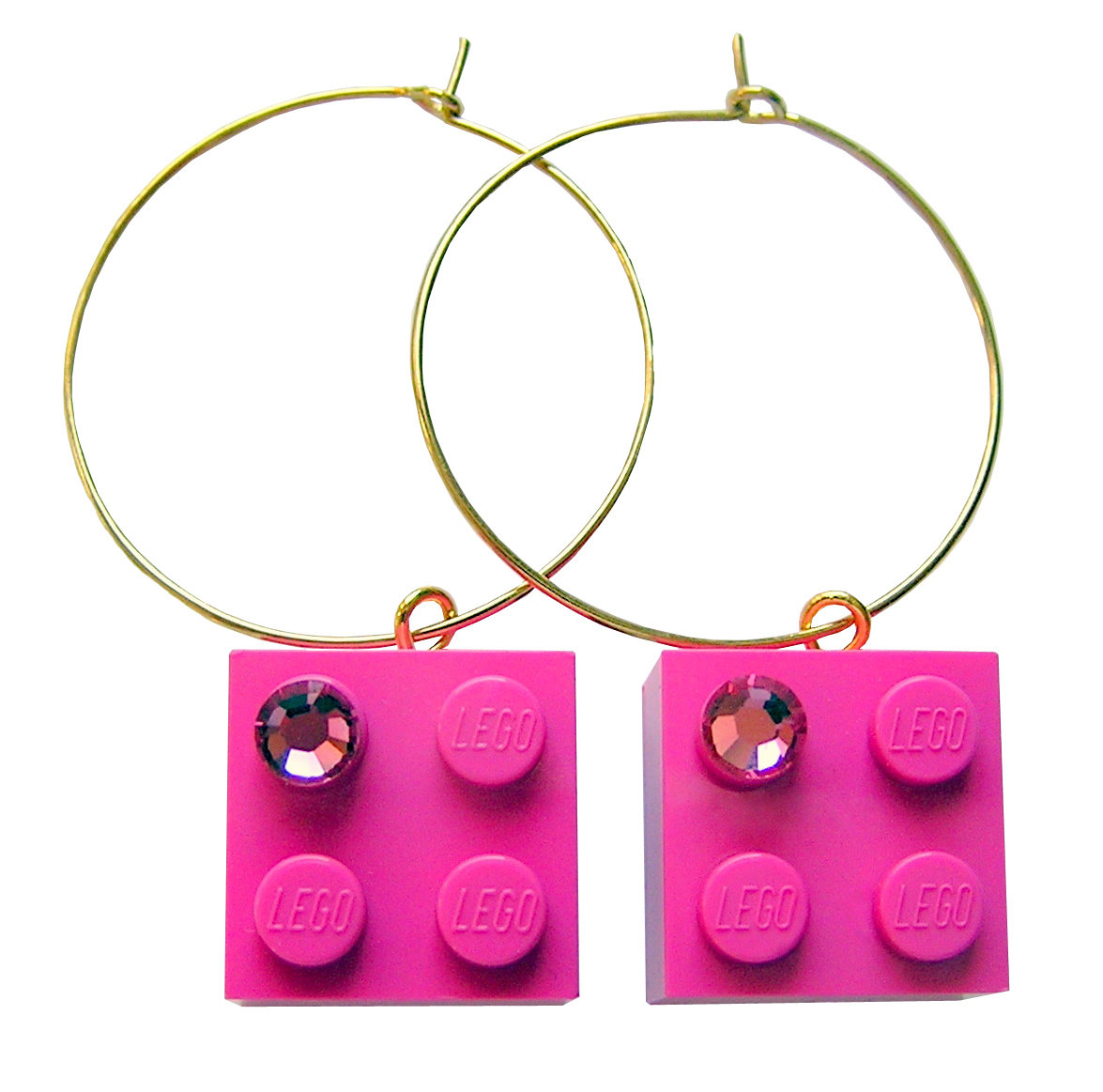 Dark Pink LEGO® brick 2x2 with a Pink SWAROVSKI® crystal on a Gold plated hoop