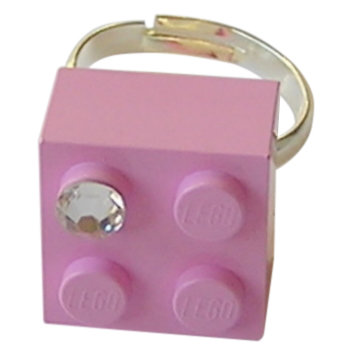 ​Light Pink LEGO® brick 2x2 with a ‘Diamond’ color SWAROVSKI® crystal on a Silver plated adjustable ring ​finding