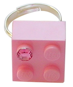 ​Light Pink LEGO® brick 2x2 with a Pink SWAROVSKI® crystal on a Silver plated adjustable ring finding​