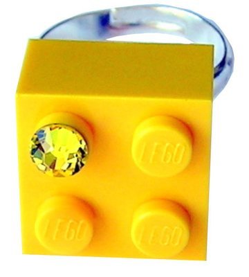 ​Yellow LEGO® brick 2x2 with a Yellow SWAROVSKI® crystal on a Silver plated adjustable ring ​finding