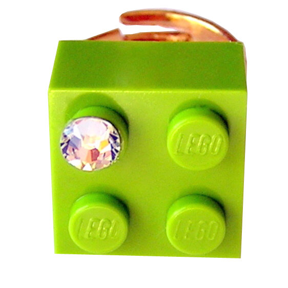 Light Green LEGO® brick 2x2 with a ‘Diamond’ color SWAROVSKI® crystal on a Gold plated adjustable ring finding