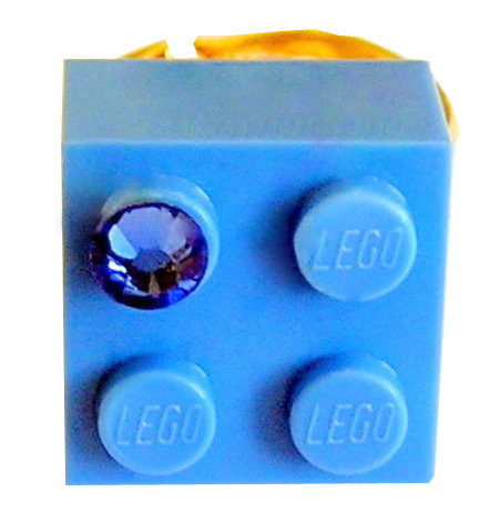 ​Light Blue LEGO® brick 2x2 with a Blue SWAROVSKI® crystal on a Gold plated adjustable ring finding