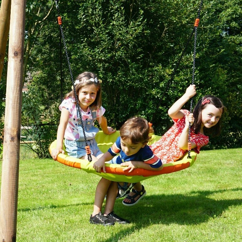 Soulet Balançoire nid d'oiseau rond 100 cm avec trou donuts panier enfant, retrait magasin 1h, livraison sous 24/48h Soulet Balançoire nid d'oiseau rond 100 cm avec trou donuts panier enfant, retrait magasin 1h, livraison sous 24/48h