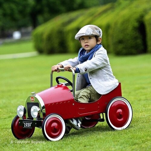 Baghera - Classique Rouge - Voiture a Pédales, livraison à domicile sous 5 jours