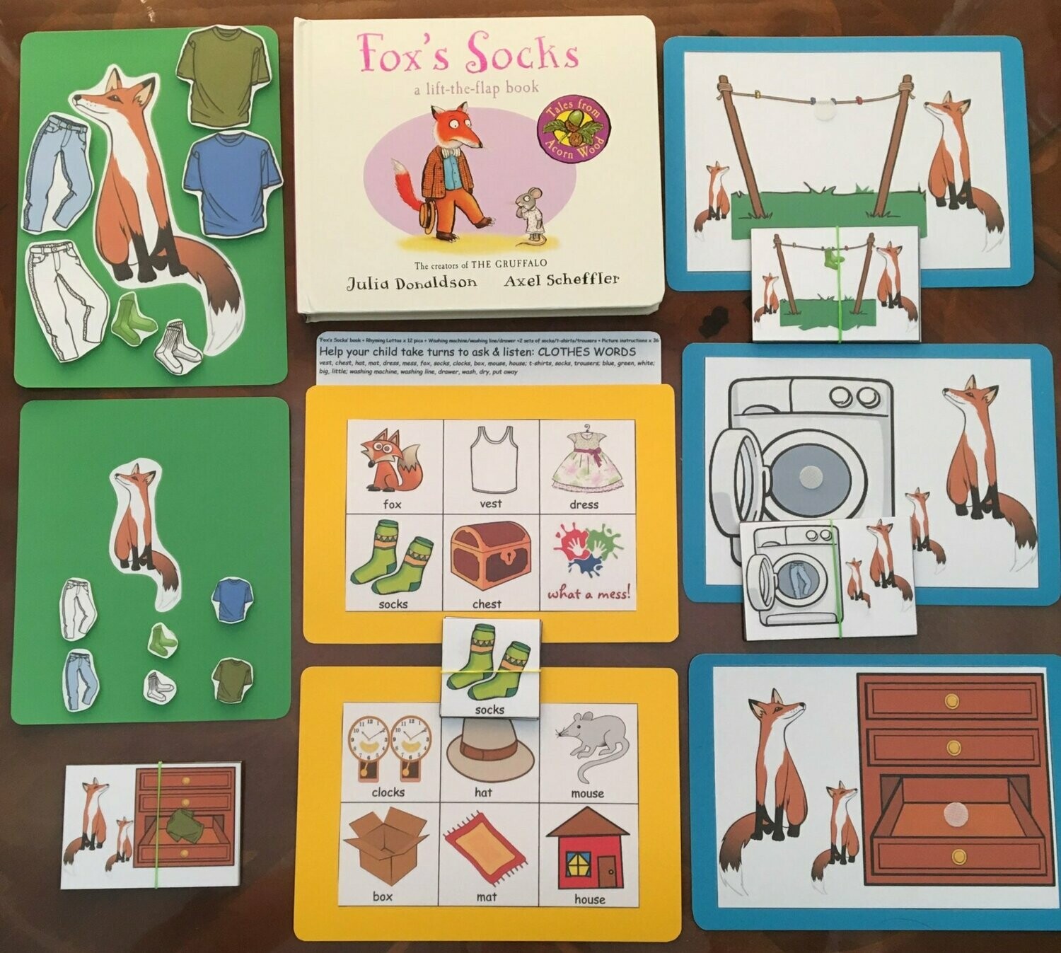 Fox's Socks 4 Word Level Pack with Board Book