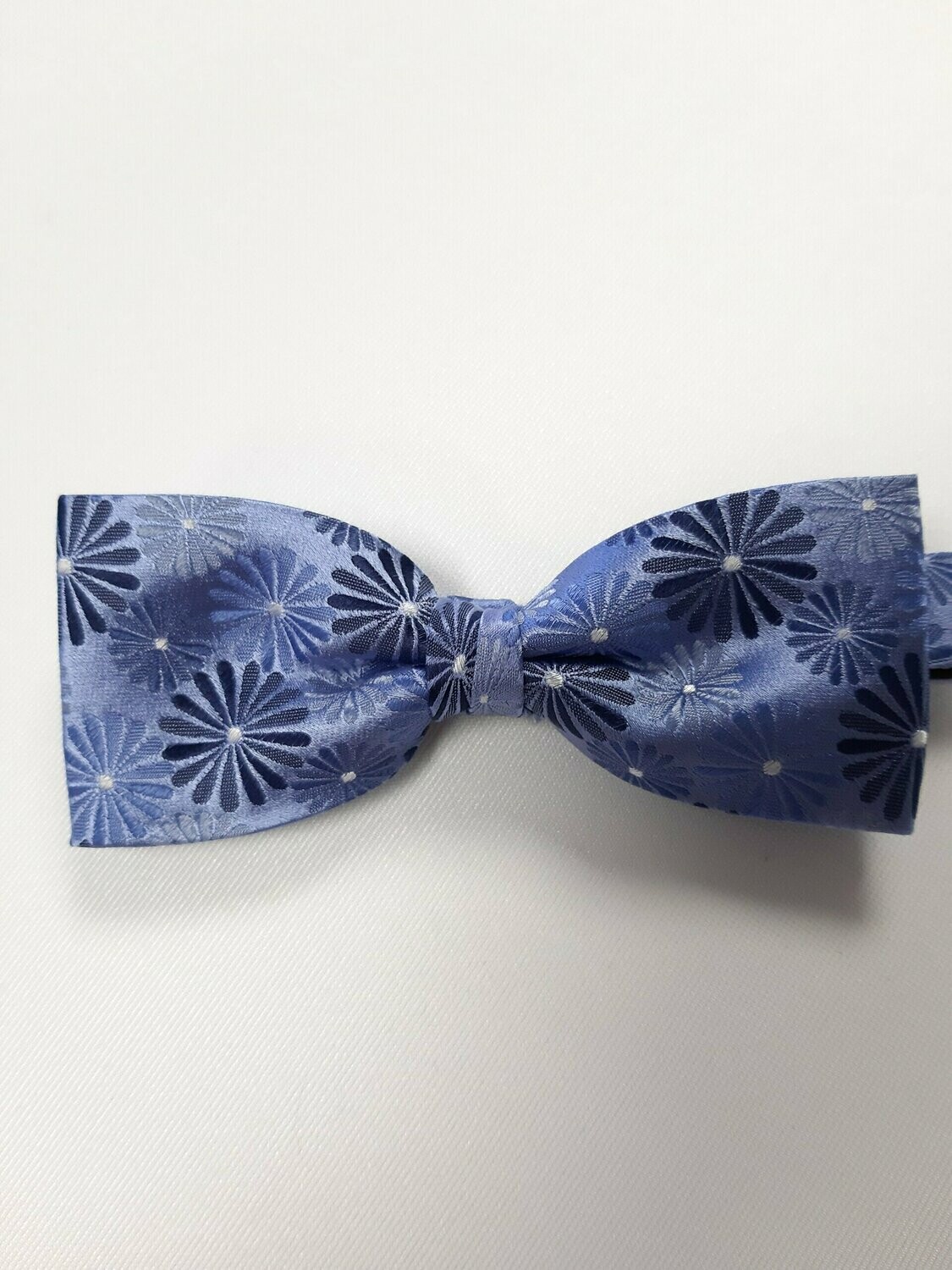 Schleife hellblau mit Blumen