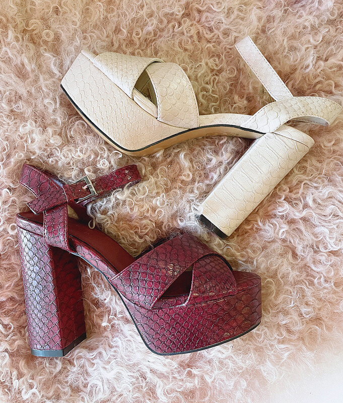 Poppy Snake Platform (wine)