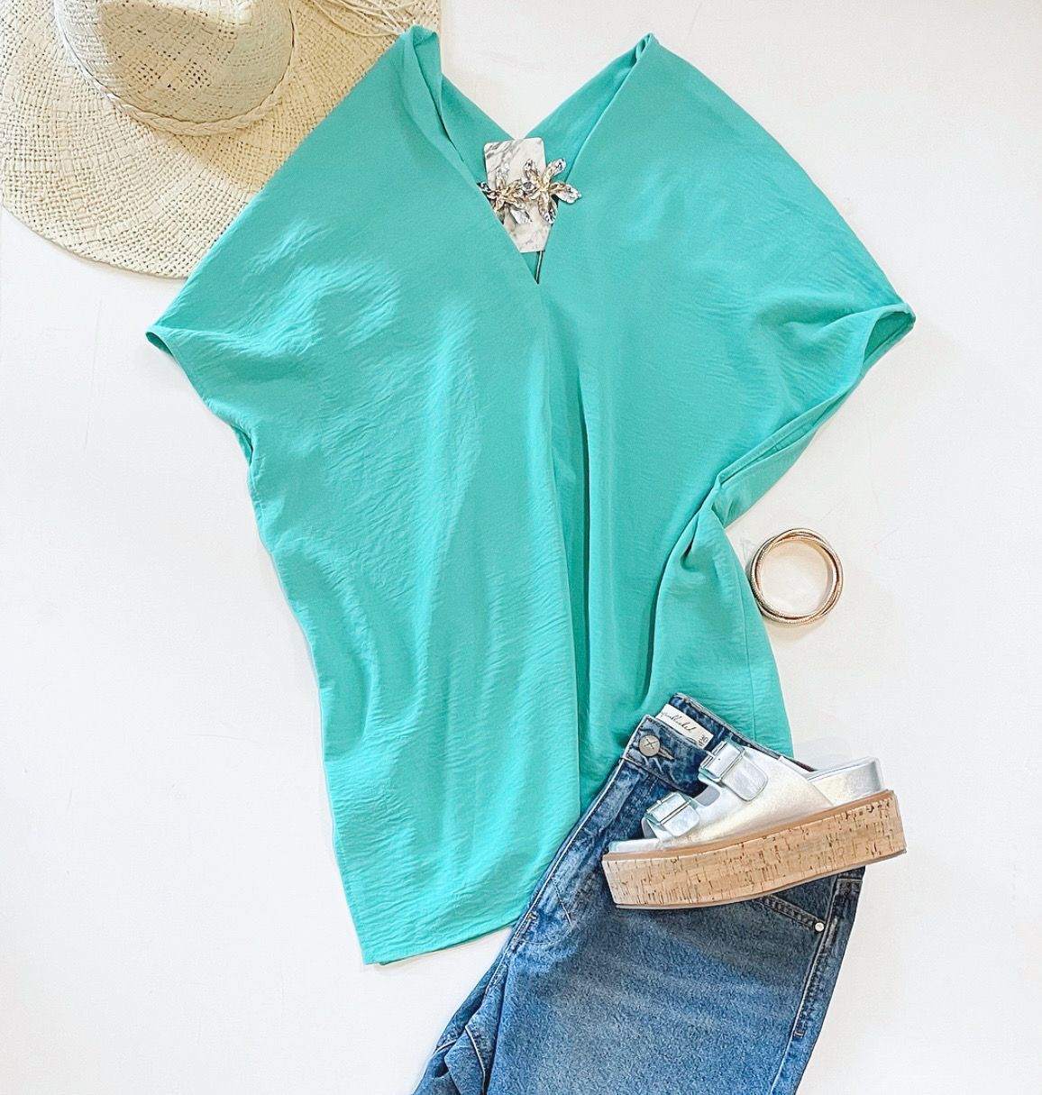 Jade Mama Vneck