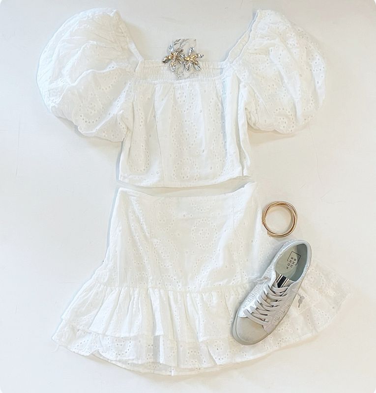 Cloud Eyelet Crop Set