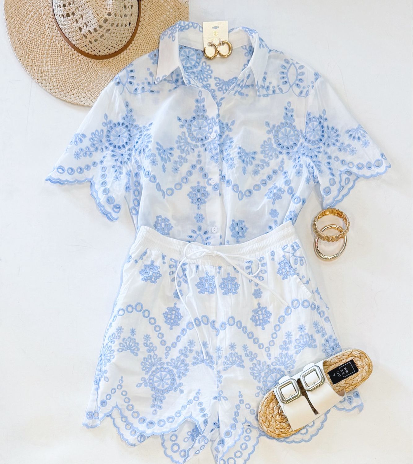 Sky Eyelet Set