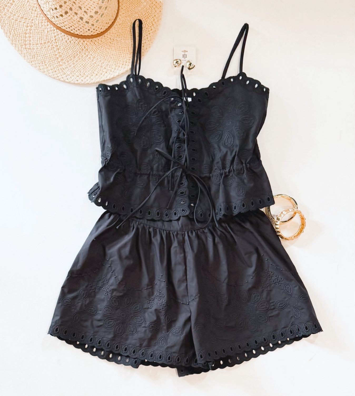 St James Eyelet Set