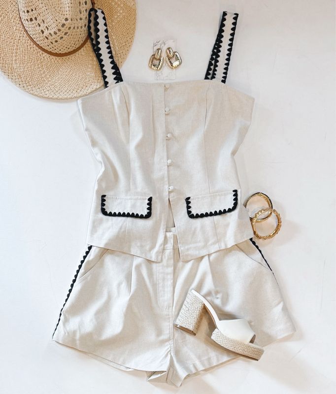 Island Chic Embroidered Set