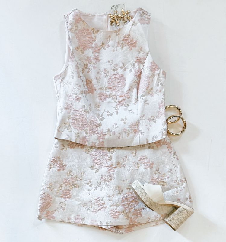 Roses And Champagne Cocktail Set