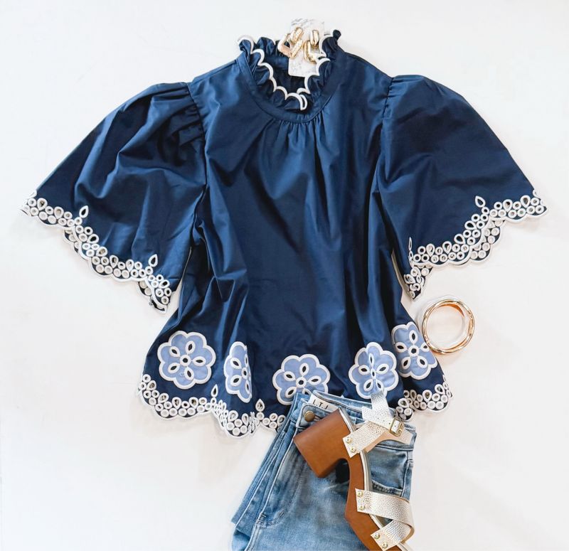 So Dainty Navy Top
