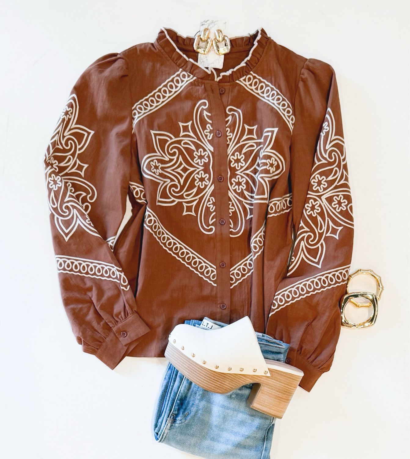 Jackson Embroidered Buttondown