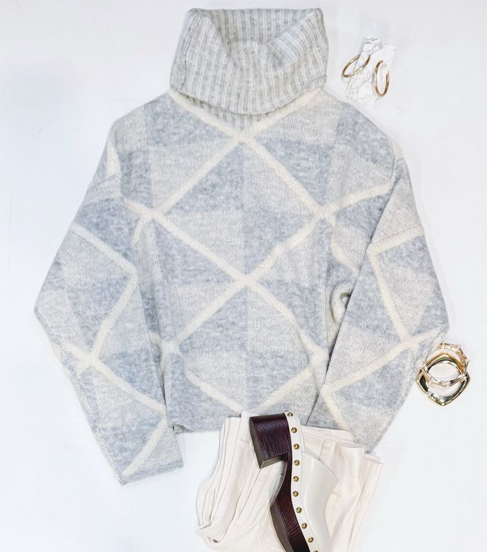 Geo Lightweight Turtleneck