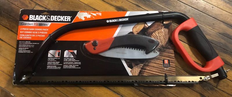 Black &amp; Decker Combo Bow saw and Folding saw