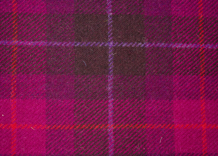 Harris Tweed | Fuschia Check A032