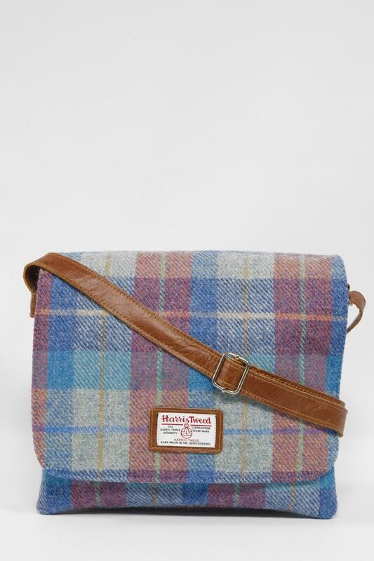 Harris Tweed Scalpay Bag | A0226 (Tan Leather)
