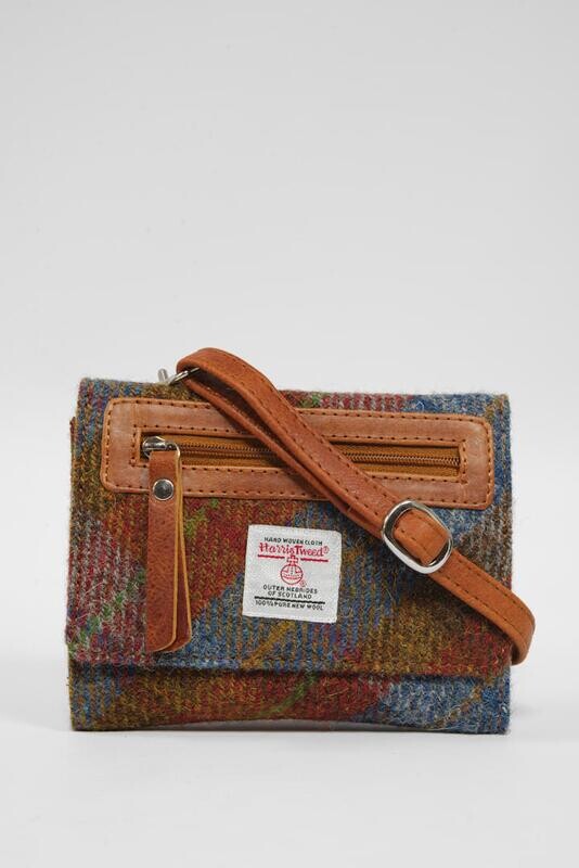 Harris Tweed Walkers Bag | A0212 (C) (Tan Leather)