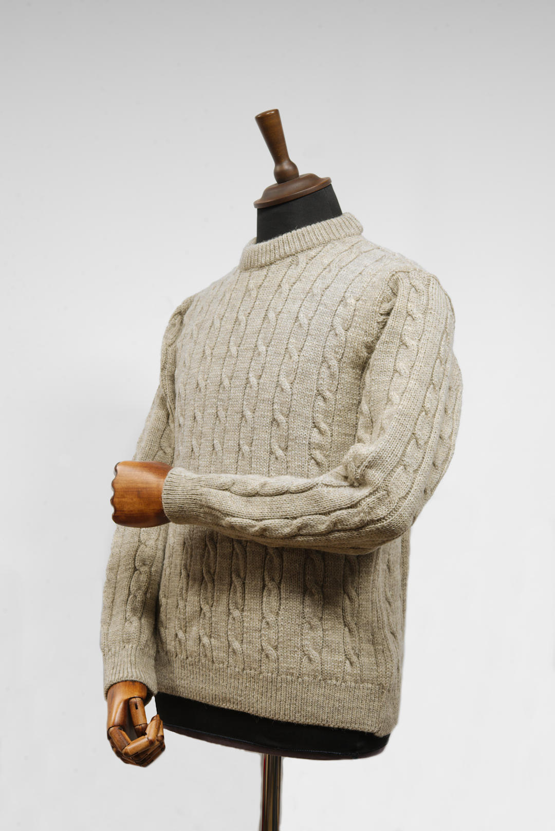 Oatmeal cable knit sweater sale
